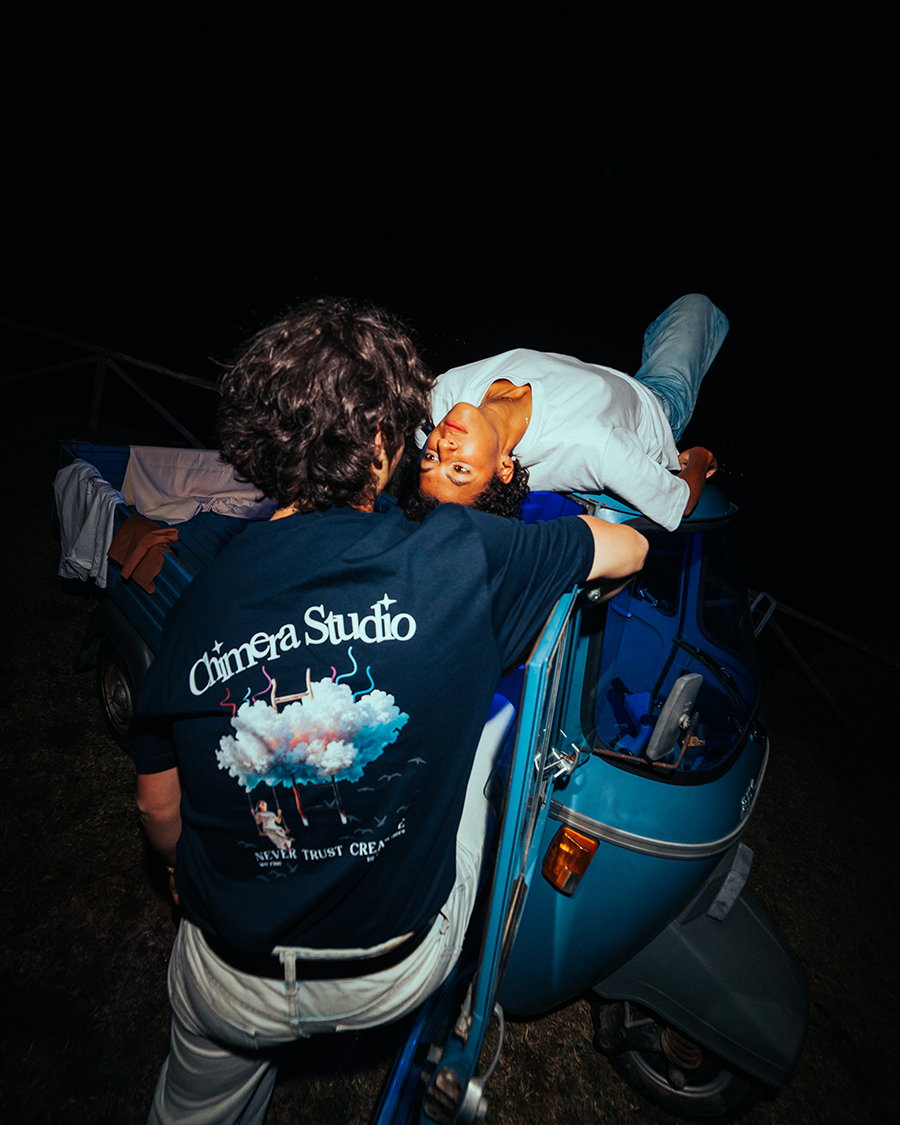 Maglietta Nera Midnight Vision "Never Trust Creative"